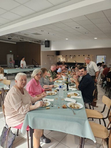 1000024253_repas communal 13 septembre 2025_OMEY